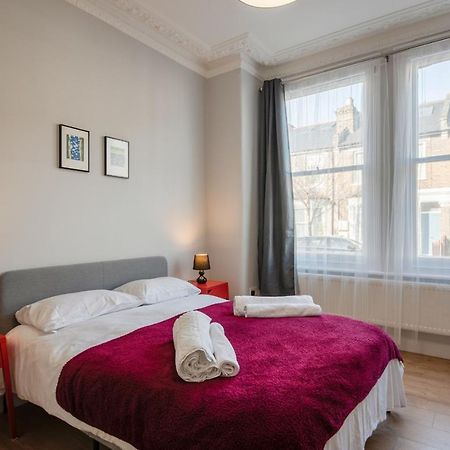 Comfortable Flat In Hammersmith Appartement Londen Buitenkant foto