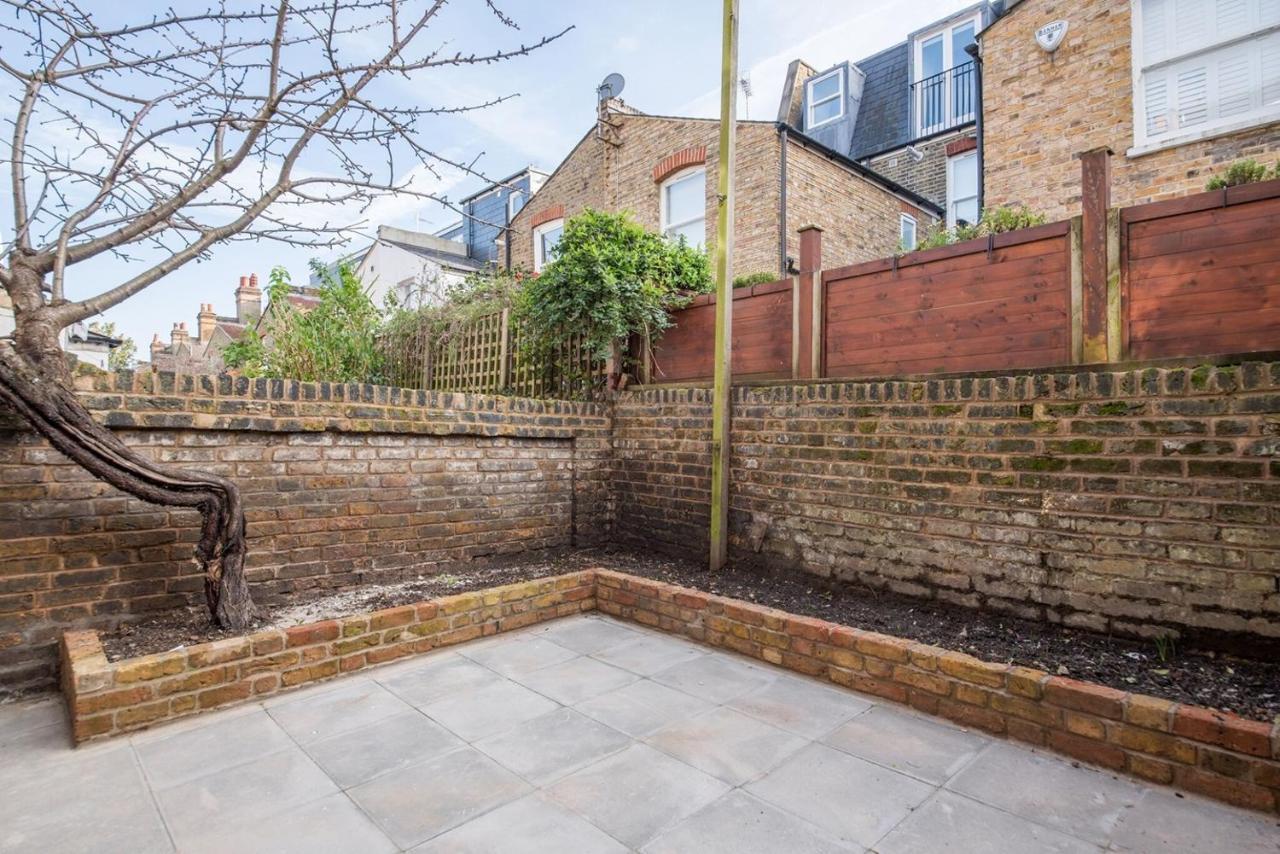 Comfortable Flat In Hammersmith Appartement Londen Buitenkant foto